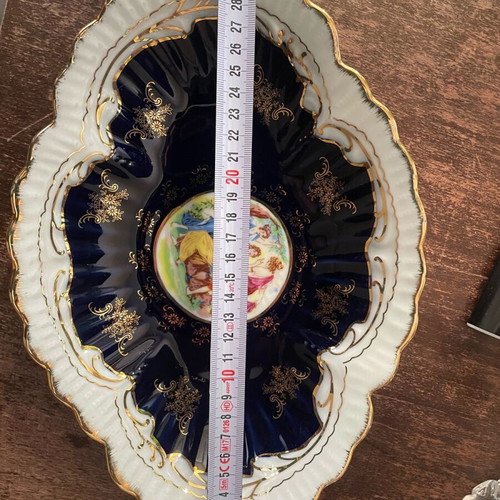 Decorative platter like new