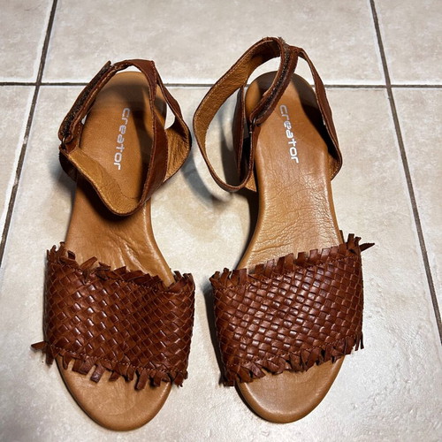 Women's brown leather sandals anatomical like new, Creator