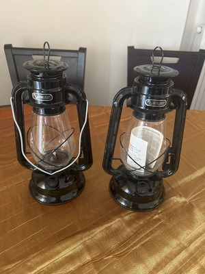 Portable oil storm lamps set of 2 new