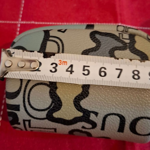 Wallet like new, beige and black
