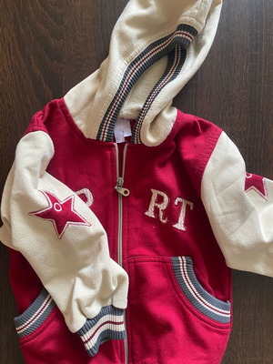 Children's hoodie sweatshirt used, red, for 3-year-old