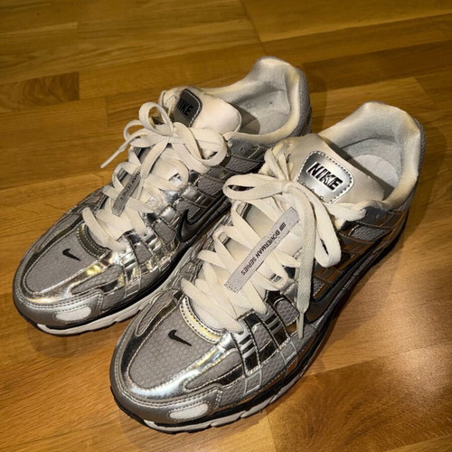 Nike P-6000 sneakers like new, size 45, white and silver