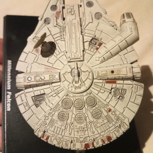 Millennium Falcon miniature new