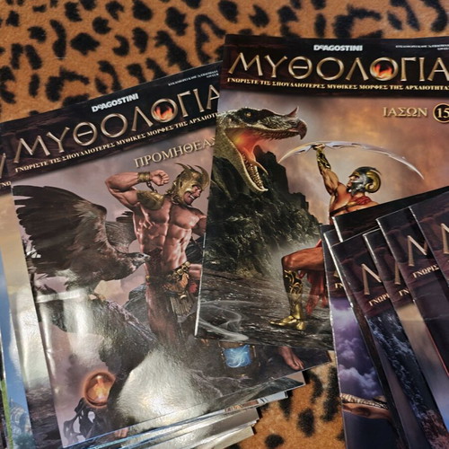 DeAgostini Mythology series magazines and miniatures like new