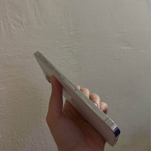 Iphone 12 Pro Max 128GB σαν καινούργιο με θήκη και καλώδιο φόρτισης