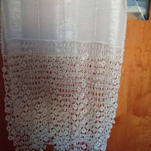 Traditional Handmade Silk Woven Runner like new, large size, white