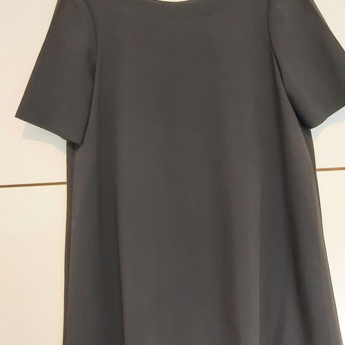 Black blouse like new with unique design