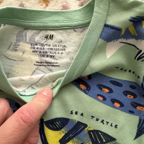 H&M boys' t-shirt colorful like new, 4-6 years, size 116 cm