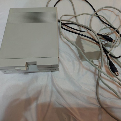 Commodore 1541-II drive like new with power supply and serial cable