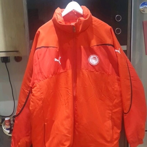 Olympiacos Puma jacket like new, authentic