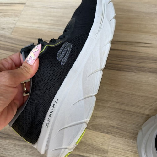 Skechers D'lux Walker 2.0 Swave sneakers size 47.5 like new black and white