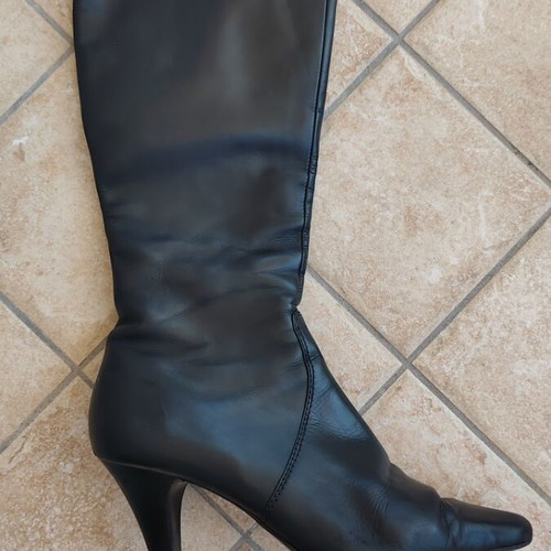 Leather knee-high boots used, black size 39, women's