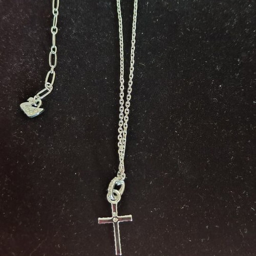 Swarovski cross pendant 45cm new, white