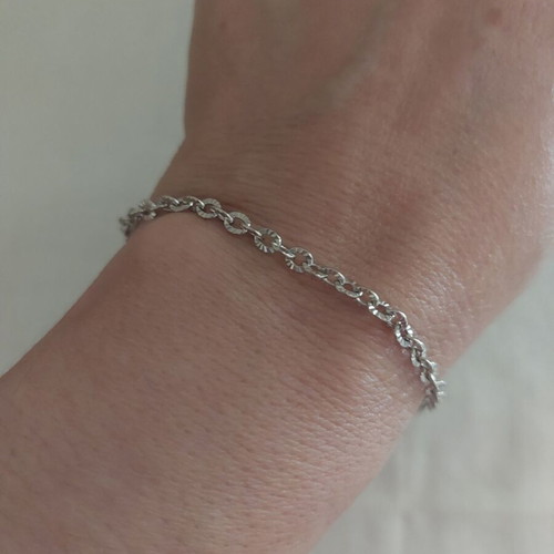Bracelet made of stainless steel like new, length 17+5 cm, silver