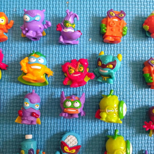 Super Zings figures like new