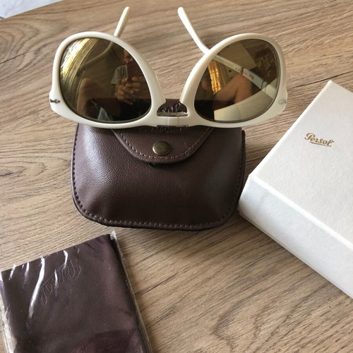 Persol Steve McQueen 24H Le Mans Centenary sunglasses like new, white and brown