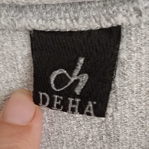 Deha women's set with blouse and leggings like new, gray with sequins