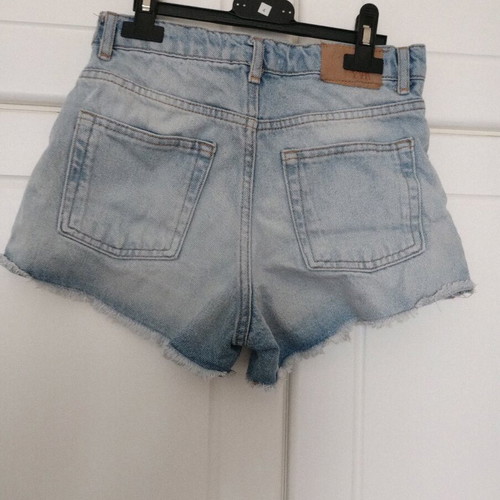 Zara Kids denim shorts with hearts like new, size 11-12 years
