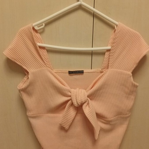 Guess women's top like new, size M 38 10
