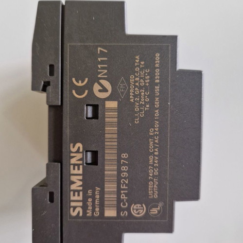 Siemens Logo 230RC 8x4 PLC 6ED1 052-1FB00-0BA3 used