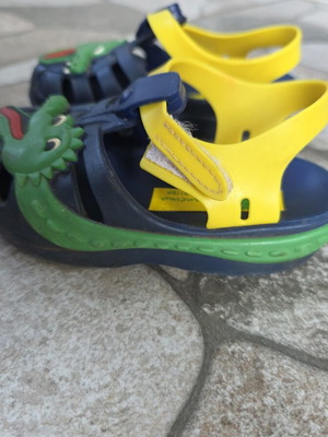 Children's summer shoes used, boys size 20/21