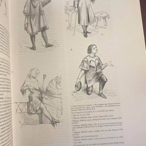 Le costume médiéval book like new, French edition