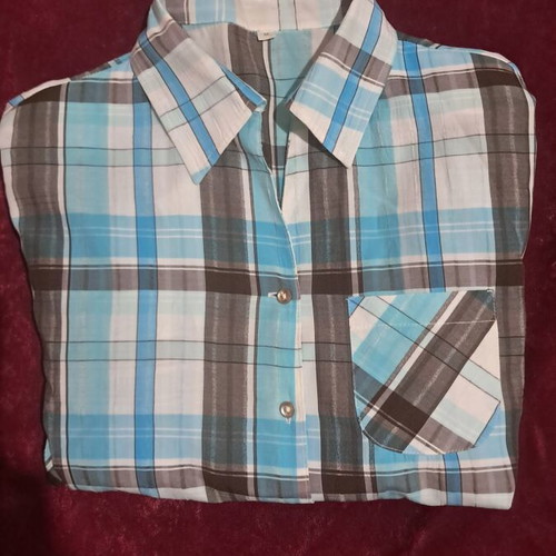 Women's summer shirt medium, like new, white and blue
