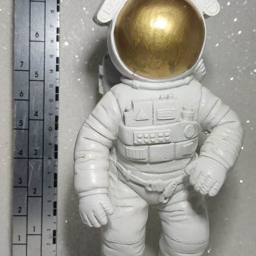 Astronaut resin decorative figure