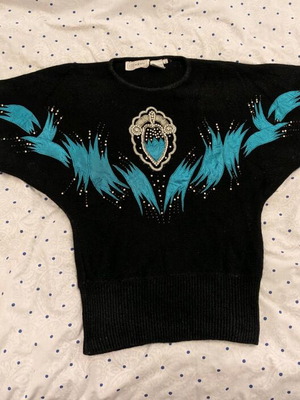 Vintage Cedars sweater like new, black multicolor