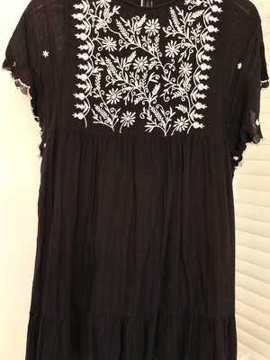 Zara one-piece shorts dress S new with embroidery