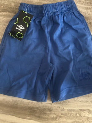 Umbro детски къси панталони нови, размер 110 см, сини