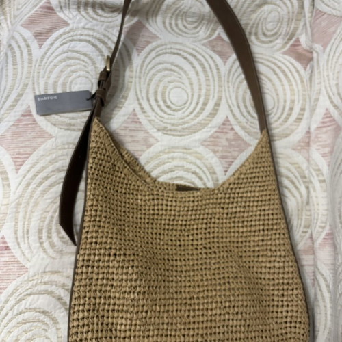 Parfois shoulder bag with straw effect, medium size