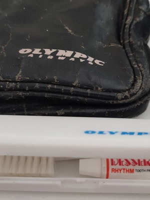 Olympic Airways collectible travel amenity kit used, 80s