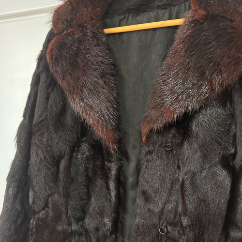 Fur used in black and brown with long hair