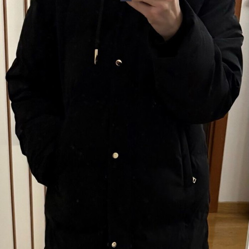 Zara puffer size M black new with fur