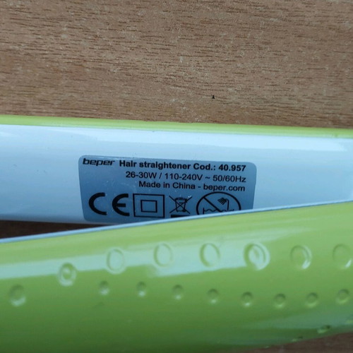 Κεραμική ισιωτική μαλλιών Lady B ceramic technology σαν καινούργιο