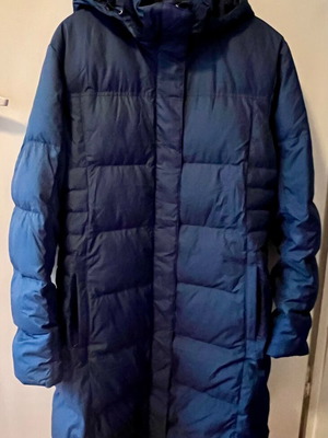 Patagonia With It Hooded Down Parka like new, women's blue down jacket XL