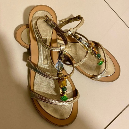 Gianna Kazakou gold sandals like new, leather with beads