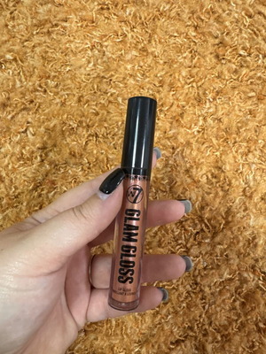 Lip gloss with shimmer unused