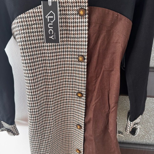 Lucy blouse new with tag, size M