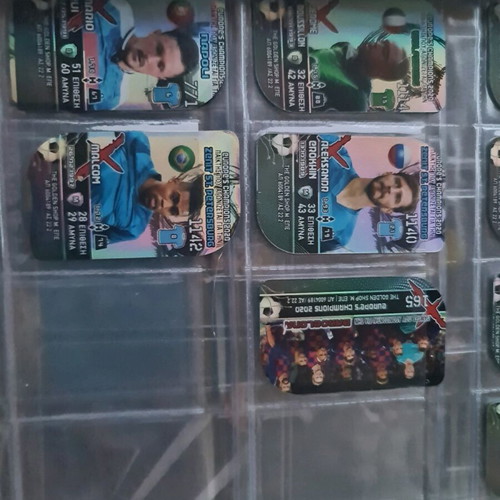 Collectible album Europe's champions 21/22 along with 11 metal tags
