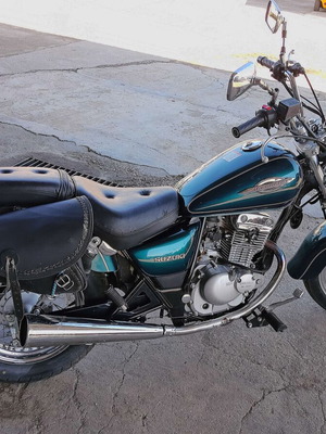 Suzuki GN 125 1999 like new, 125 cc, 11,000 km