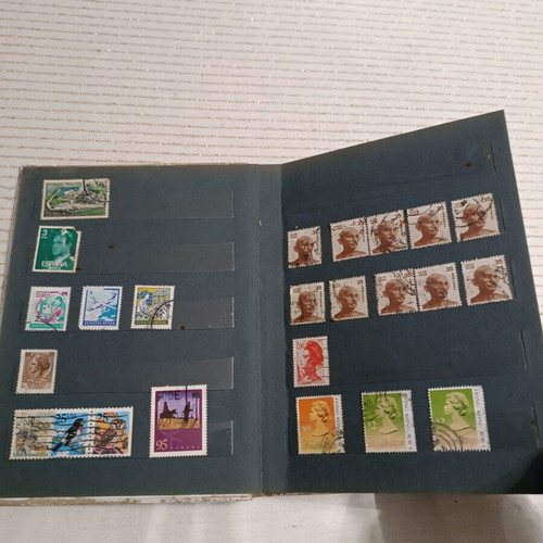 Stamp collection used, 2 albums Greek and foreign