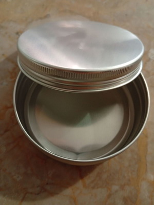 Aluminum tin 100ml new