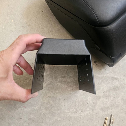 Car armrest used, very good condition