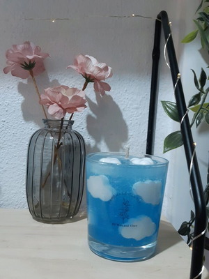 Handmade gel candle in fancy design 250gr like new