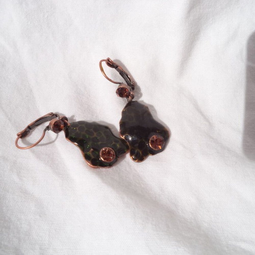 Vintage earrings with dark green and copper enamel, like new