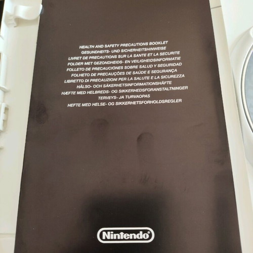 Wii Play game for Nintendo in German with torn plastic wrap
