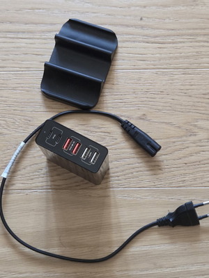 Blitzwolf BW-S16 Charging Station 75W Dual PD3.0 Dual QC3.0 6 USB Ports used