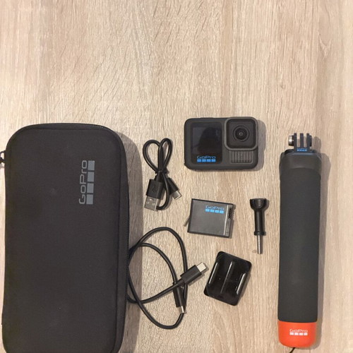 GoPro HERO13 Black action camera like new with accessories and 2 batteries